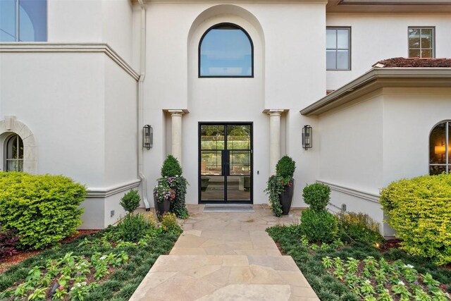 1508 Mesa Ridge Ln, Austin, TX 78735 - entrance to property featuring stucco siding and french doors