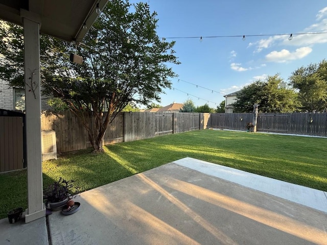 2817 Barefoot Ln, Round Rock, TX 78665 - fenced backyard featuring a patio area