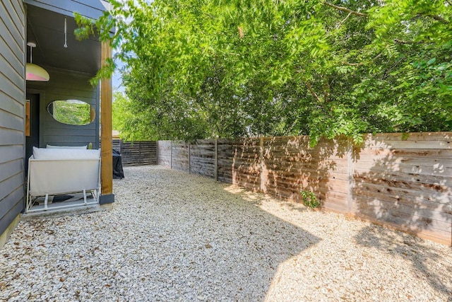 7311 Providence Ave Unit B, Austin, TX 78752 - view of yard