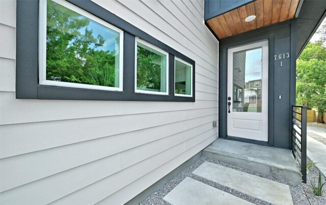 7613 Providence Ave Unit 1, Austin, TX 78752 - view of exterior entry