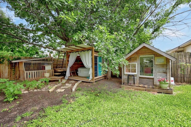 1306 River Oak Dr, Leander, TX 78641 - fenced backyard featuring a storage shed