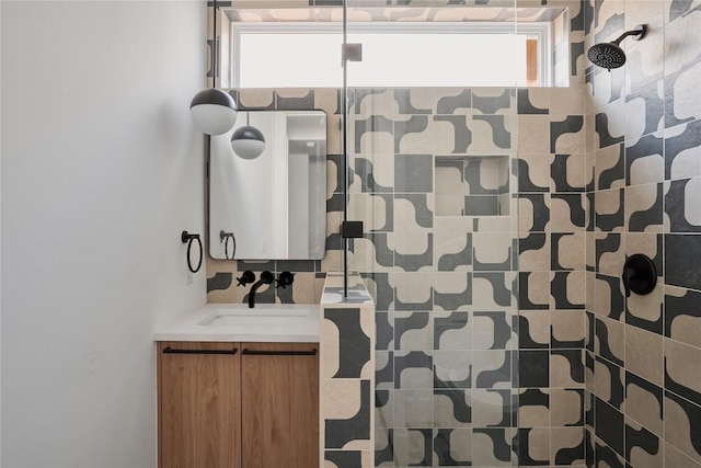 7516 Northcrest Blvd Unit 2, Austin, TX 78752 - full bath featuring tiled shower and vanity