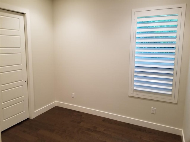 1126 Linden St Unit 2, Austin, TX 78702 - empty room featuring dark wood-type flooring and baseboards