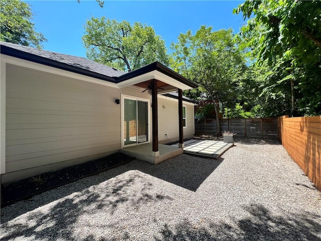 1126 Linden St Unit 2, Austin, TX 78702 - fenced backyard featuring a patio and a ceiling fan