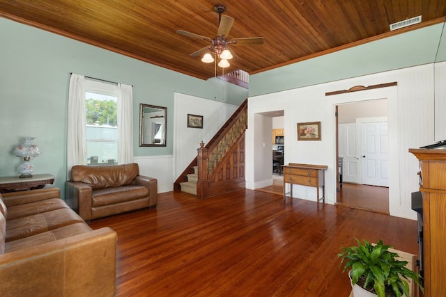 515 Wolf St, Schulenburg, TX 78956 - photo 8