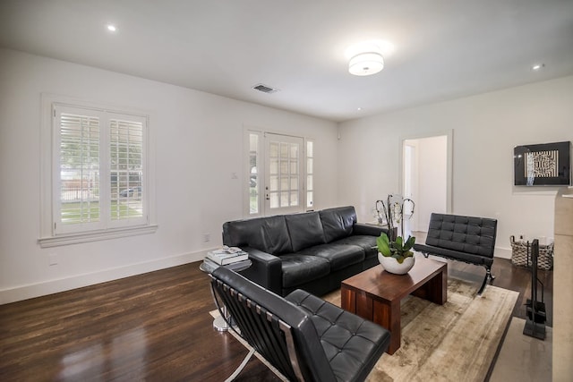 2908 Glenview Ave, Austin, TX 78703 - living area featuring plenty of natural light, wood finished floors, and recessed lighting