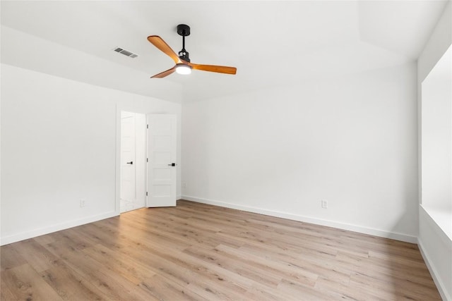 12416 Cassady Dr, Austin, TX 78727 - spare room with light wood-style flooring and a ceiling fan