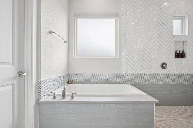 101 Cascading Water Pl, Austin, TX 78734 - full bathroom featuring a bath