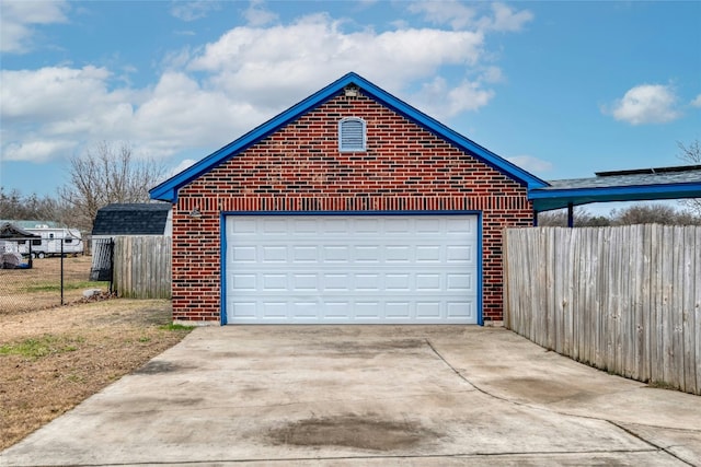 233 Thomas Dr, Martindale, TX 78655 - garage featuring driveway
