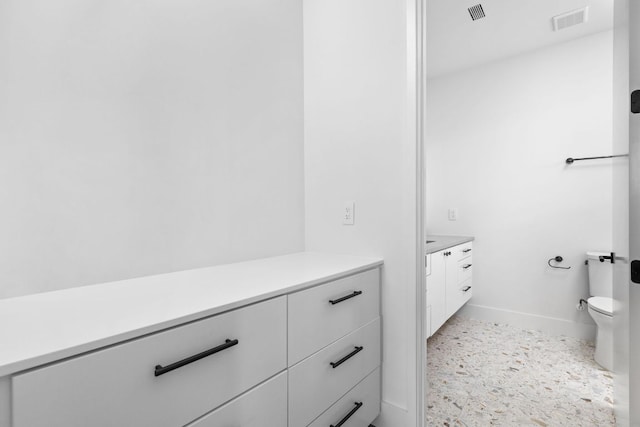 2701 Greenlee Dr, Austin, TX 78703 - bathroom featuring vanity and toilet