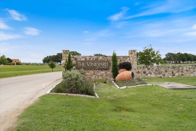308 Via Francesco, Florence, TX 76527
