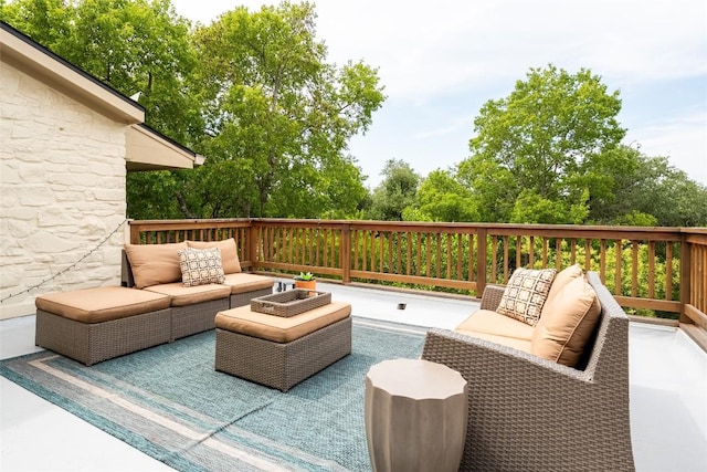 4604 Fawnwood Cv, Austin, TX 78735 - wooden terrace featuring an outdoor living space