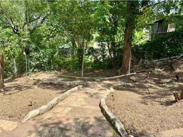 8306 Hanbridge Ln, Austin, TX 78736 - view of yard