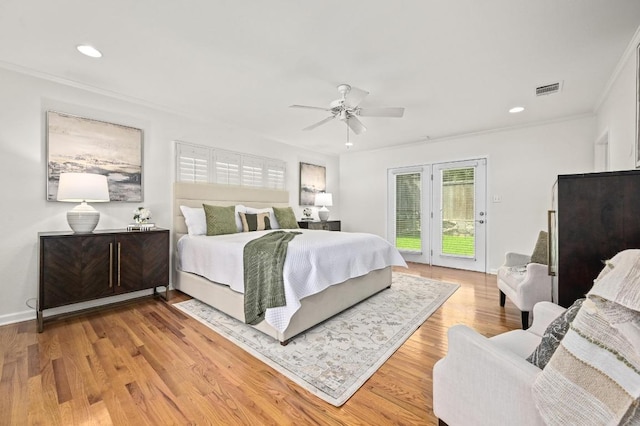 2507 Hartford Rd, Austin, TX 78703 - bedroom featuring access to outside, crown molding, light wood-type flooring, a ceiling fan, and recessed lighting