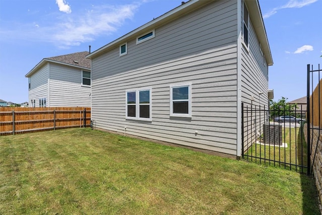 13506 Grand Central Dr, Pflugerville, TX 78660 - rear view of property with a fenced backyard