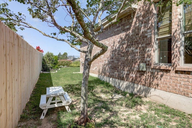 5521 Texas Bluebell Dr, Spicewood, TX 78669 - view of yard