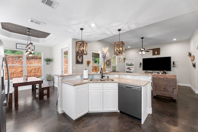 102 Moku Ct, Bastrop, TX 78602 - kitchen featuring dishwasher, concrete floors, recessed lighting, open floor plan, and a ceiling fan