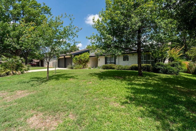 2404 Coral Ridge Cir, Austin, TX 78747 - photo 2