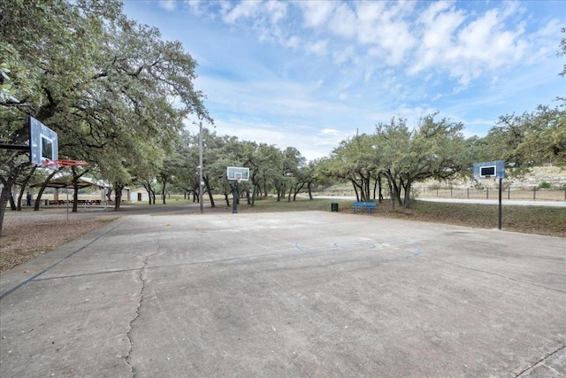 312 Alloway Dr, Spicewood, TX 78669