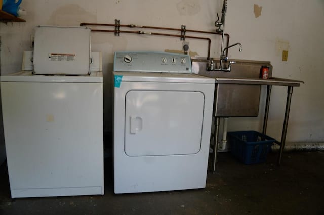 22631 John Rolfe Ln, Katy, TX 77449 - washroom with independent washer and dryer
