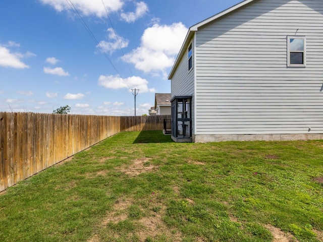 752 Circle Way Unit 35H, Jarrell, TX 76537 - view of fenced backyard