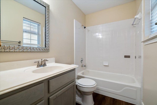 1601 Muledeer Run, Leander, TX 78641 - full bath with vanity, wood finished floors, and  shower combination