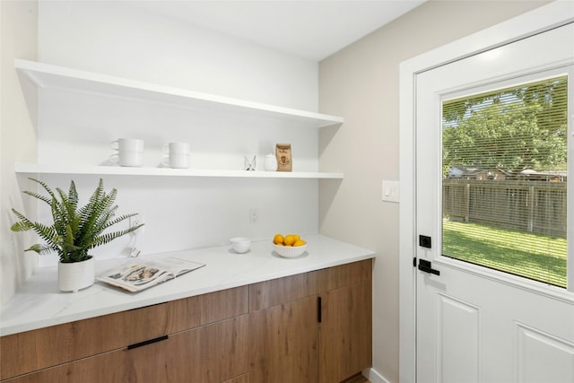 1806 Teton Dr, Austin, TX 78757 - view of bar