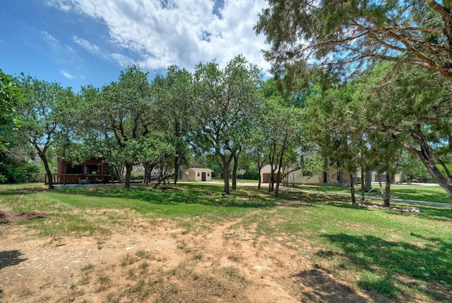 13109, 13111 Mansfield Dr Dr, Austin, TX 78732 - view of green lawn