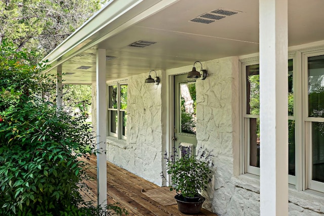 5204 Cueva Dr, Austin, TX 78738 - entrance to property featuring stucco siding
