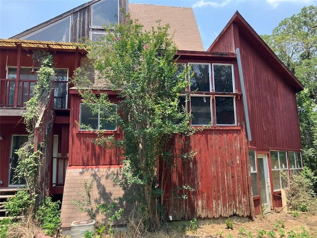 693 Saint Marys Rd, Rosanky, TX 78953 - view of side of home