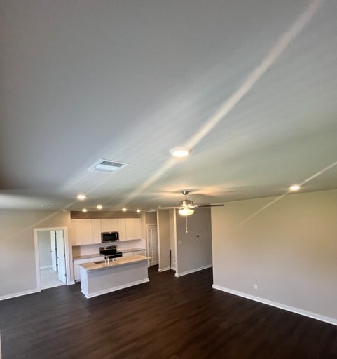 104 Dove Lndg, Jarrell, TX 76537 - photo 9