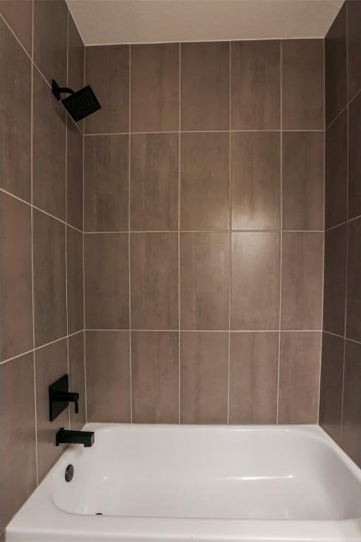 203 E 31st St Unit 206, Austin, TX 78705 - full bathroom with shower / bath combination