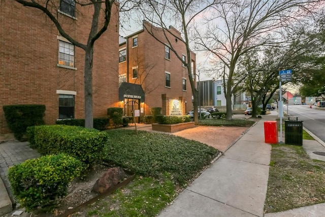 203 E 31st St Unit 206, Austin, TX 78705 - view of property's community