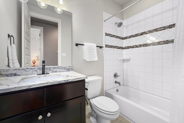 21506 Greylag Dr, Pflugerville, TX 78660 - bathroom featuring vanity and shower / tub combo with curtain