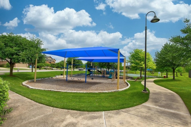 21506 Greylag Dr, Pflugerville, TX 78660 - view of community featuring a lawn