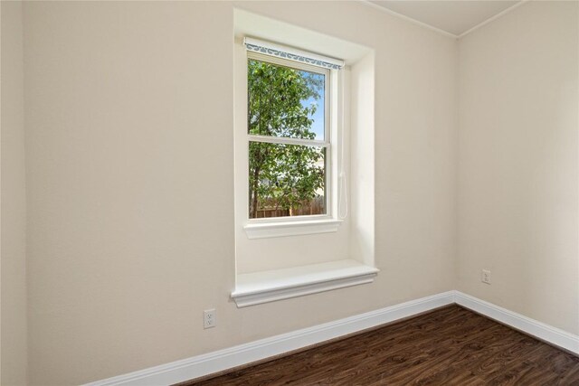 2232 Skippy Cv, Leander, TX 78641 - unfurnished room featuring baseboards and dark wood-style floors