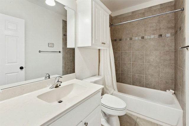 2806 Truman Cv, Lago Vista, TX 78645 - full bath featuring vanity, shower / bathtub combination with curtain, and tile patterned flooring