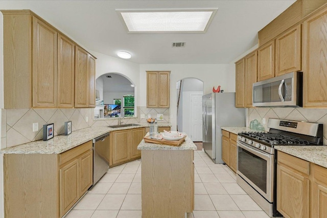 7008 Wandering Oak Rd, Austin, TX 78749 - photo 7