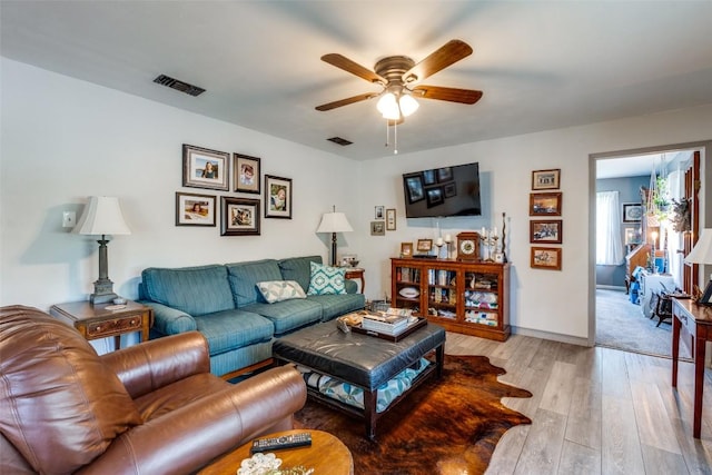 745 Driftwood Ln, Cottonwood Shores, TX 78657 - photo 6