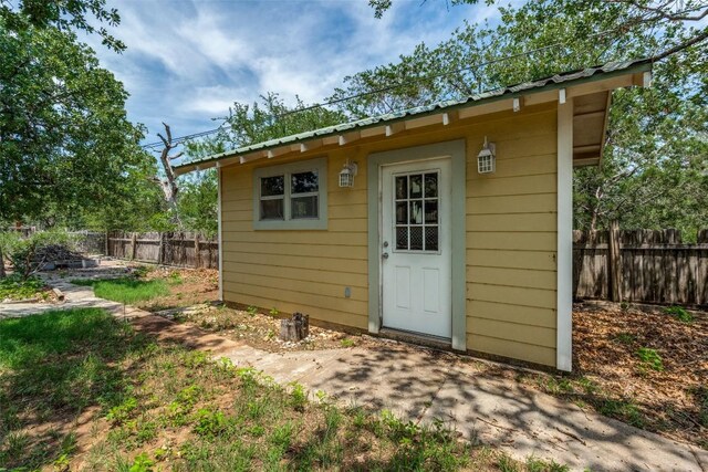745 Driftwood Ln, Cottonwood Shores, TX 78657 - photo 22