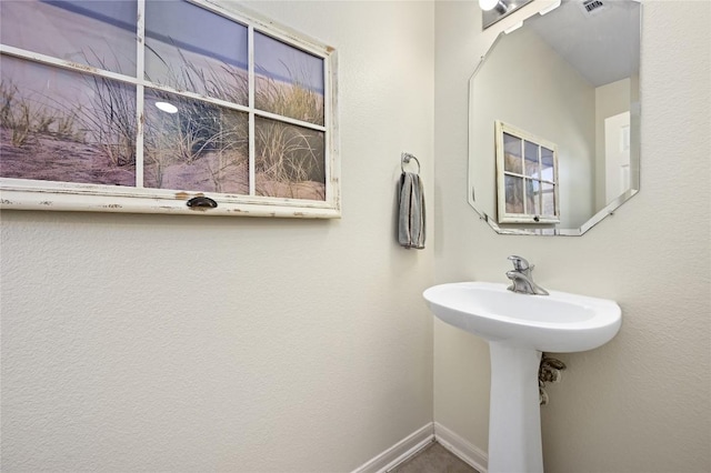 1903 Chula Vista Dr, Cedar Park, TX 78613 - bathroom with a sink and baseboards