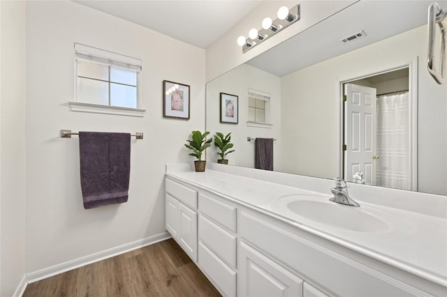 1903 Chula Vista Dr, Cedar Park, TX 78613 - full bath featuring vanity and wood finished floors