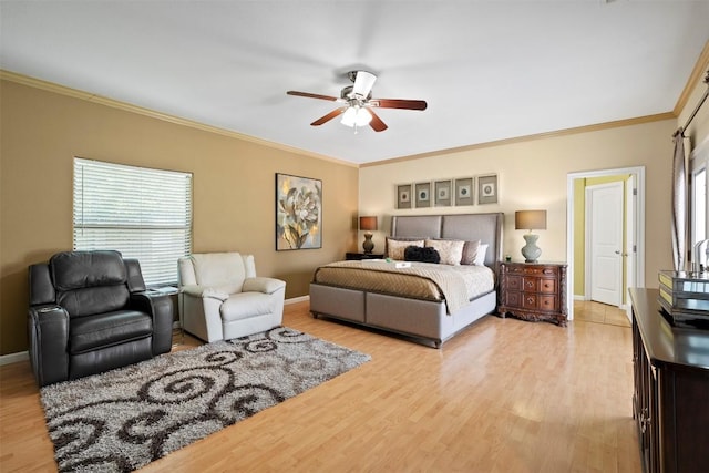 700 Canyon Bend Rd, Pflugerville, TX 78660 - bedroom with light wood-style floors, crown molding, and a ceiling fan