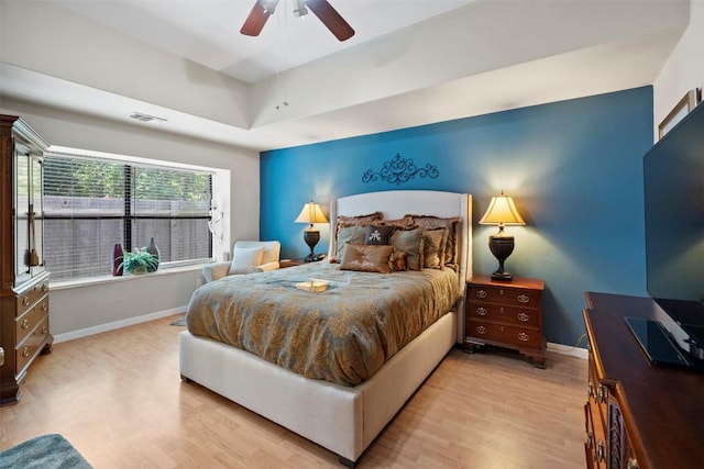 700 Canyon Bend Rd, Pflugerville, TX 78660 - bedroom featuring light wood finished floors and a ceiling fan