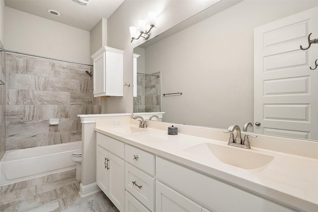 131 Katie Dr, Austin, TX 78737 - full bath featuring double vanity and shower / washtub combination
