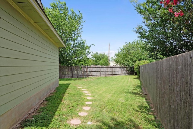 2733 Crimson Sky Ct, Round Rock, TX 78665 - view of fenced backyard