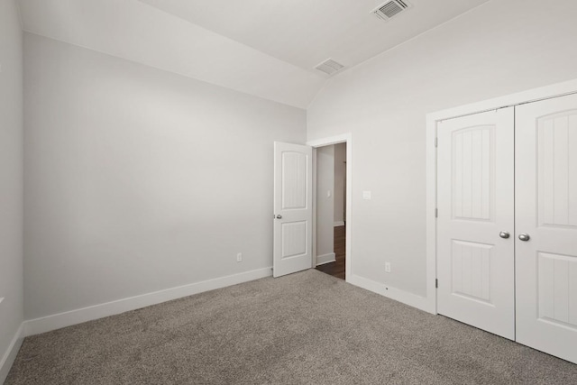 18017 Prato Dr, Pflugerville, TX 78660 - unfurnished bedroom featuring carpet floors, vaulted ceiling, and a closet