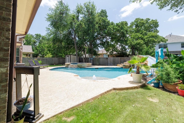 2843 Nolina Ln, Round Rock, TX 78681 - view of pool featuring a fenced backyard, a patio area, and a pool with connected hot tub