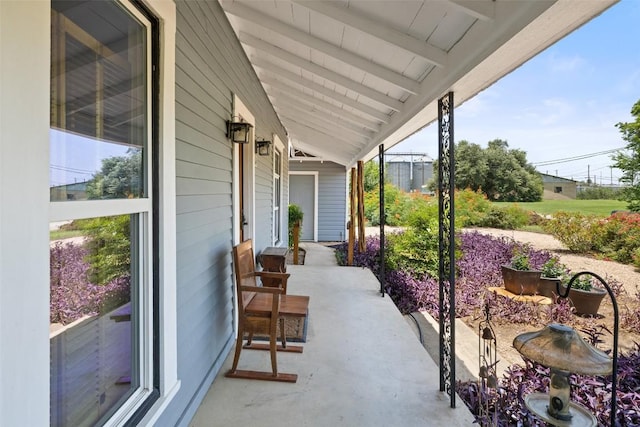 104 S 1st St, Thorndale, TX 76577 - view of porch