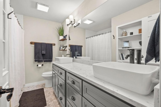 8714 Silverhill Ln, Austin, TX 78759 - full bath featuring double vanity and curtained shower